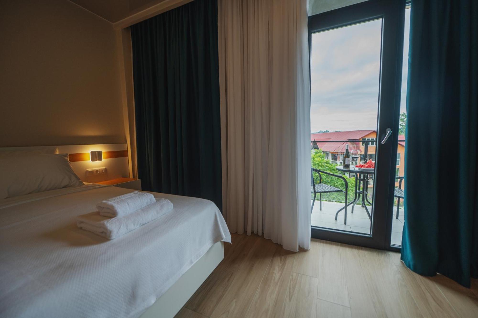 Ritsa Resort يوريكي المظهر الخارجي الصورة